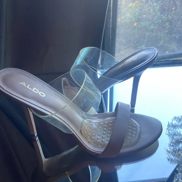 Aldo beige strappy heels - Picture 2 of 4